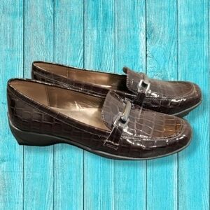 Nygard Collection Alligator Print Loafers